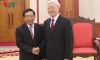 Tổng Bí thư Nguyễn Phú Trọng tiếp Đoàn Đại biểu Đảng Nhân dân Cách mạng Lào