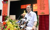  Chủ tịch nước Trần Đại Quang tiếp xúc cử tri thành phố Hồ Chí Minh