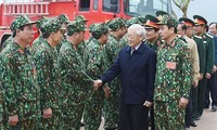 Tổng Bí Thư Nguyễn Phú Trọng kiểm tra công tác huấn luyện tổng hợp, sẵn sàng chiến đấu năm 2017
