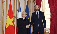 Tổng Bí thư Nguyễn Phú Trọng hội kiến Thủ tướng Pháp