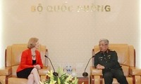  Thượng tướng Nguyễn Chí Vịnh tiếp Đại sứ New Zealand 