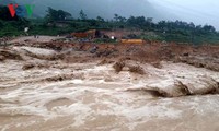 Trung ương Hội Chữ thập đỏ Việt Nam hỗ trợ người dân bị ảnh hưởng mưa lũ