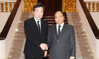 Thủ tướng Chính phủ Nguyễn Xuân Phúc hội kiến Thủ tướng Hàn Quốc Lee Nak Yeon