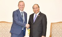 Thủ tướng Nguyễn Xuân Phúc tiếp Đại sứ Anh Gareth Ward