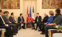 Việt Nam và Pháp tăng cường quan hệ hợp tác song phương