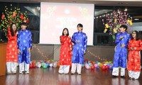 Sinh viên Việt Nam tại Hàn Quốc vui đón Năm mới 2019