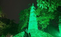“Nhuộm xanh” Tháp Bút (Hà Nội) với thông điệp bảo vệ màu xanh Trái đất