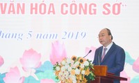 Thủ tướng Nguyễn Xuân Phúc phát động Phong trào thi đua thực hiện văn hóa công sở