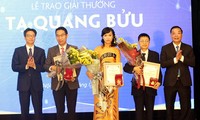 Trao Giải thưởng Tạ Quang Bửu và Giải thưởng báo chí về Khoa học công nghệ