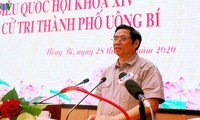 Trưởng Ban Tổ chức Trung ương Phạm Minh Chính tiếp xúc cử tri thành phố Uông Bí