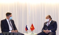Chủ tịch nước Nguyễn Xuân Phúc gặp lãnh đạo các nước và tổ chức quốc tế