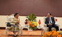 Phó Chủ tịch Thường trực Quốc hội Trần Thanh Mẫn tiếp Đoàn đại biểu Quốc hội Lào dự Hội nghị AIPA Caucus 14