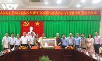 Tổng Giám đốc Đài Tiếng Việt Nam Đỗ Tiến Sỹ thăm, làm việc tại tỉnh Sóc Trăng