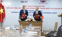 Đài Tiếng nói Việt Nam và Đài Phát thanh quốc gia Bungari ký kết thỏa thuận hợp tác