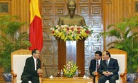  Phó Thủ tướng Nguyễn Xuân Phúc tiếp Bộ trưởng Bộ Nội vụ Lào 