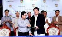 Tập đoàn Hoàng Anh Gia Lai hỗ trợ tài chính cho Liên đoàn bóng đá Lào
