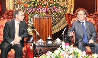 Chủ tịch Quốc hội Nguyễn Sinh Hùng tiếp Đại sứ Nhật Bản Tanizaki Yasuaki