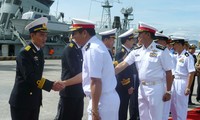 Tàu Hải quân Ấn Độ thăm thành phố Đà Nẵng