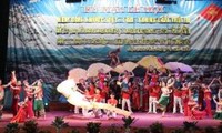 Kết thúc Lễ hội ném Còn 3 nước Việt – Lào – Trung