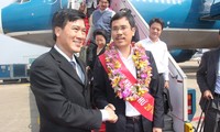 Hành khách thứ 20 triệu thông qua Cảng Hàng không Quốc tế Tân Sơn Nhất trong năm 2013.