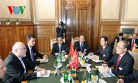 Chủ tịch Quốc hội Nguyễn Sinh Hùng thăm chính thức Liên bang Thụy Sĩ
