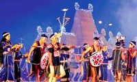 500 nghệ nhân trình diễn nhạc cụ dân tộc tại phố núi Đà Lạt 