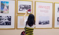 Khai mạc triển lãm “ Chủ tịch Hồ Chí Minh với biển đảo Việt Nam”