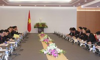 Phó Chủ tịch Quốc hội Tòng Thị Phóng tiếp Đoàn đại biểu Thanh niên hai nước Lào và Campuchia