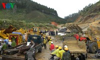 Sập hầm thủy điện Đạ Dâng, 11 người bị mắc kẹt