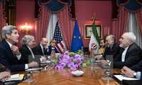 Thỏa thuận hạt nhân của Iran trước sức ép thời hạn chót