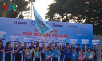 Thành phố Hồ Chí Minh: Ra quân chương trình “Tiếp sức mùa thi” năm 2015