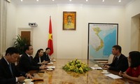Việt Nam-Anh tăng cường hợp tác trong ứng phó biến đổi khí hậu