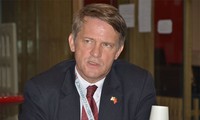 Trợ lý ngoại trưởng Hoa Kỳ Thomas Countryman thăm Việt Nam