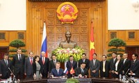 Việt Nam và LB Nga nhất trí thúc đẩy hợp tác kinh tế-thương mại song phương trong thời gian tới