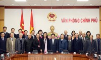 Phó thủ tướng Phạm Bình Minh tiếp các Đại biểu dự Diễn đàn Nhân dân Việt-Trung lần thứ 7