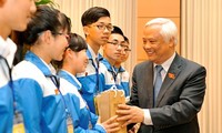 Gặp gỡ 82 học sinh tham gia vòng chung kết cuộc thi Tự hào Việt Nam