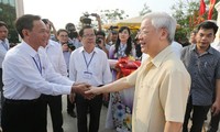 Tổng Bí thư Nguyễn Phú Trọng: Phát triển kinh tế là nhiệm vụ trọng tâm của tỉnh Long An