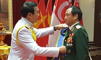 Thái Lan trao tặng Huân chương Hiệp sĩ Bội tinh đệ nhất cho Thượng tướng Phương Minh Hòa