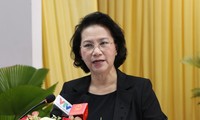 Chủ tịch Quốc hội tiếp xúc cử tri tại quận Ninh Kiều, Thành phố Cần Thơ