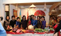 Việt Nam tham gia hội chợ từ thiện thường niên tại Ukraine 