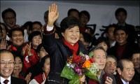 ประธานาธิบดีหญิงคนแรกของเกาหลีใต้กับปัญหามากมายที่รอการแก้ไข
