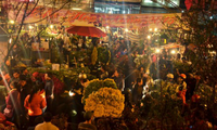 ตลาดดอกไม้กลางคืนกว๋าง บ๊า กลางเมืองหลวงฮานอย