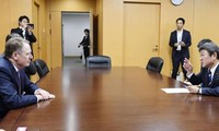 Motegi, Lighthizer hold talks in Tokyo ahead of Abe-Trump summit
