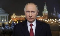 Putin may seek another term if constitutional change passes