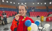 Three Vietnamese weightlifters to compete in Olympics
