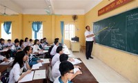 Hanoi’s high school students to be back to school next week