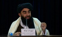 Taliban ban Afghans from evacuating