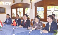 Traditional friendship and cooperation between Vietnam and Hungary continue to grow, says NA Chairma