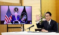 Japanese, US leaders pledge close cooperation on the North Korea issue 