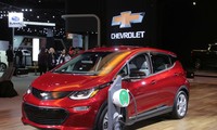 GM recalls 140,000 Chevrolet Bolt EVs over fire risks